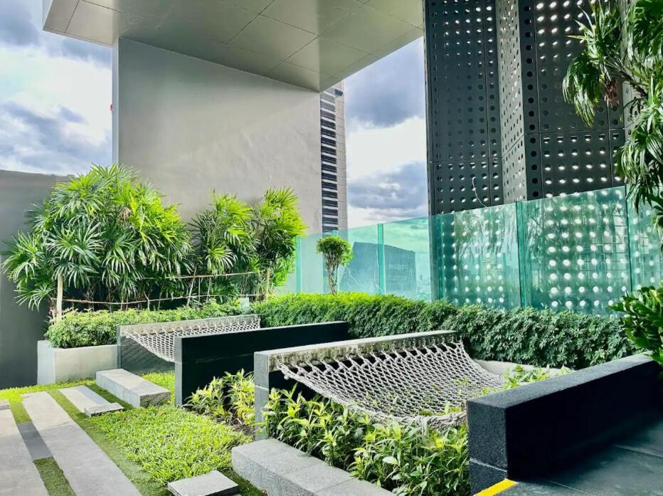 Bts Thonglor Luxury 35sqm With Pool & Sauna דירה *